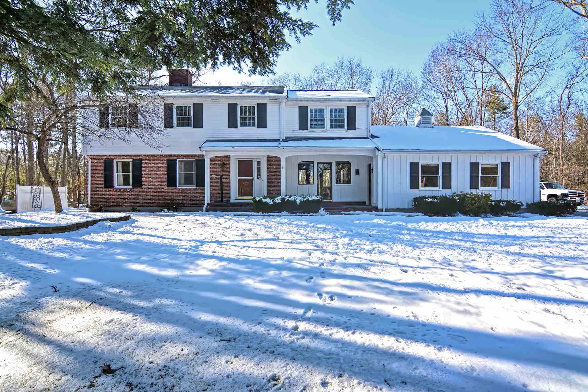5 Heritage Circle Hudson NH 03051
