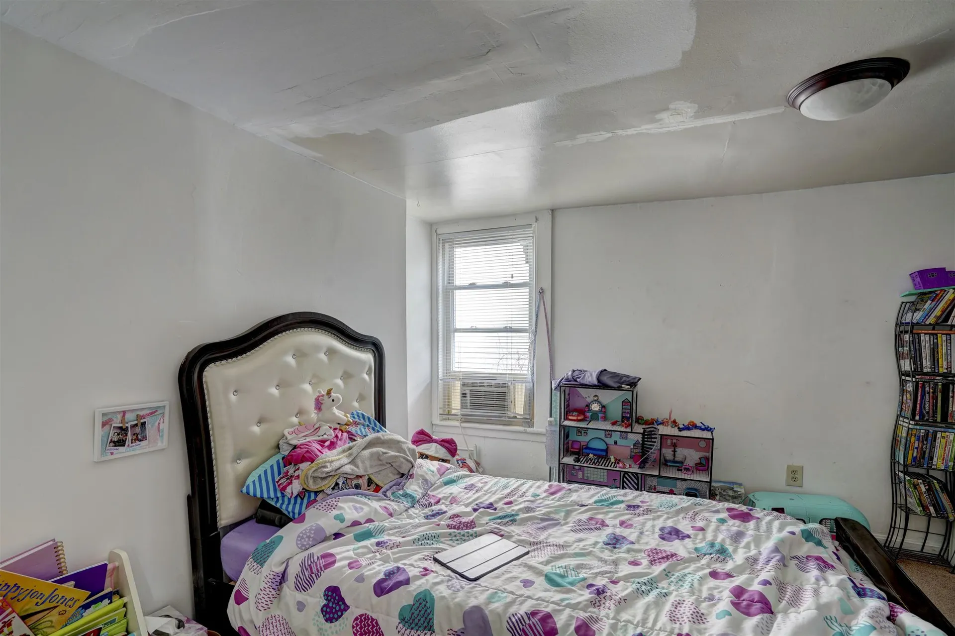 36 Crown Street Nashua NH 03060