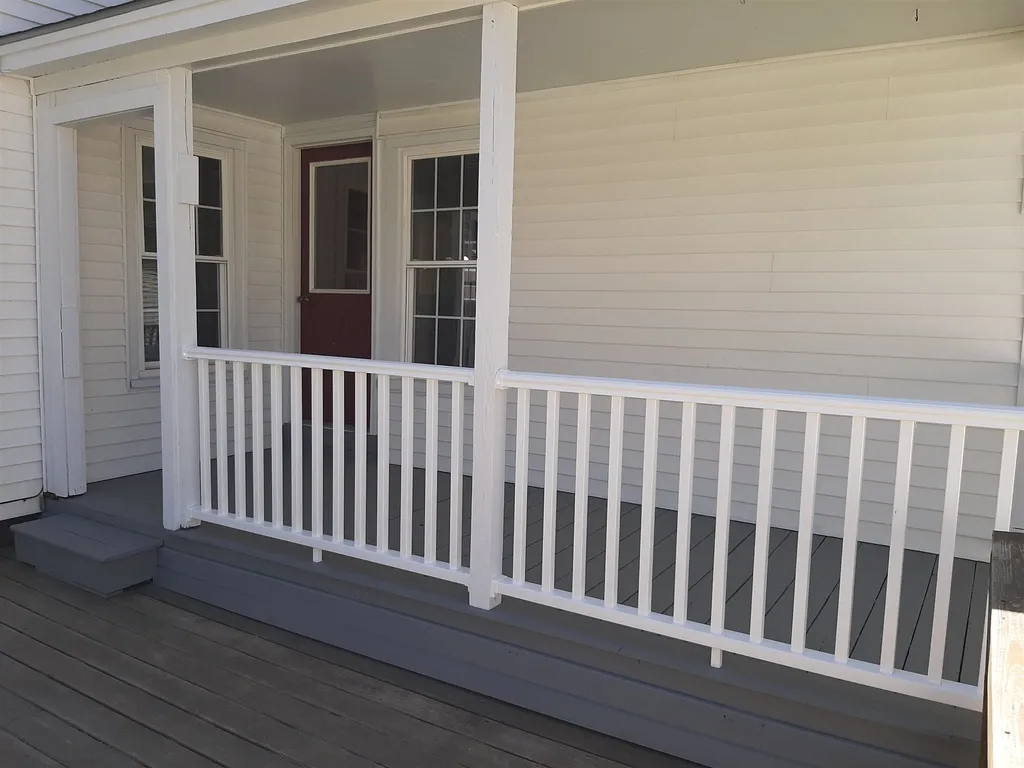 15 Park Street Colebrook NH 03576