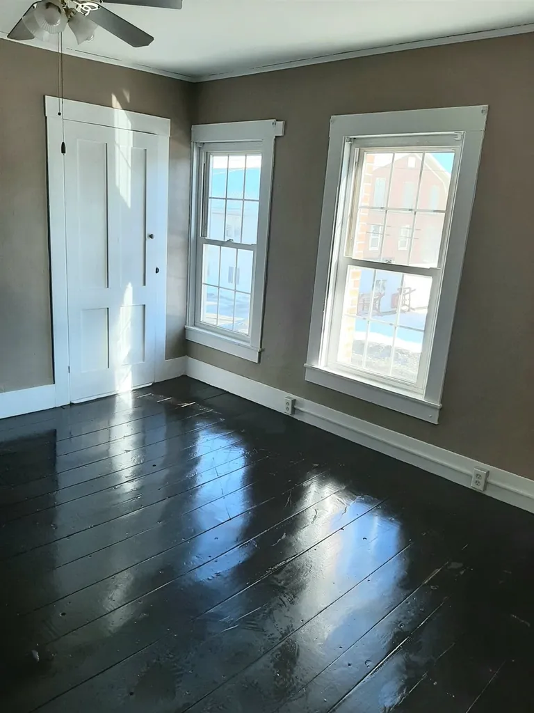 15 Park Street Colebrook NH 03576