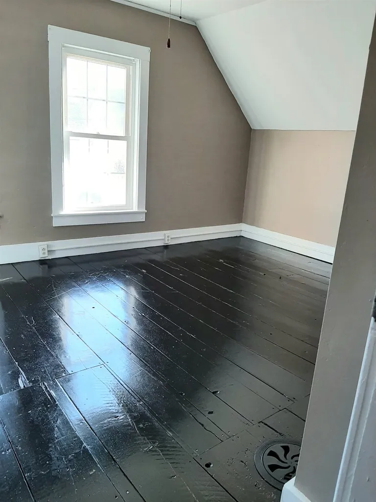 15 Park Street Colebrook NH 03576