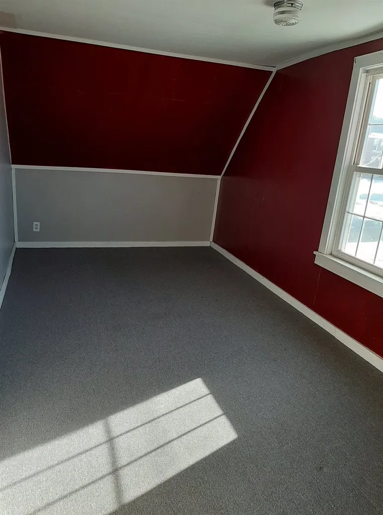 15 Park Street Colebrook NH 03576