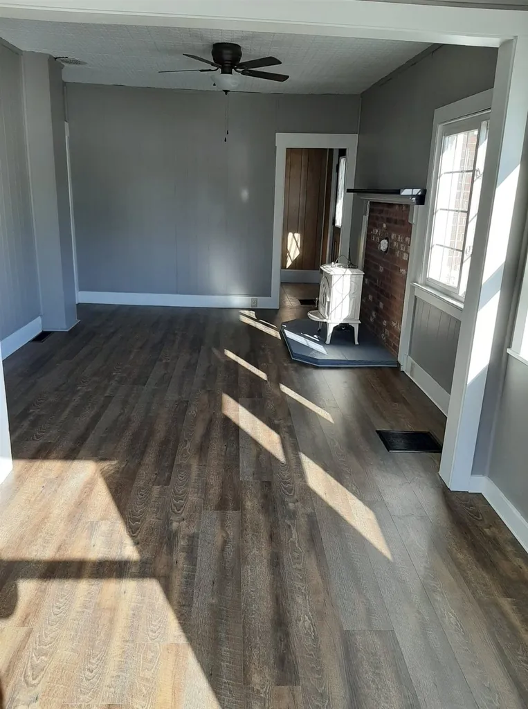 15 Park Street Colebrook NH 03576