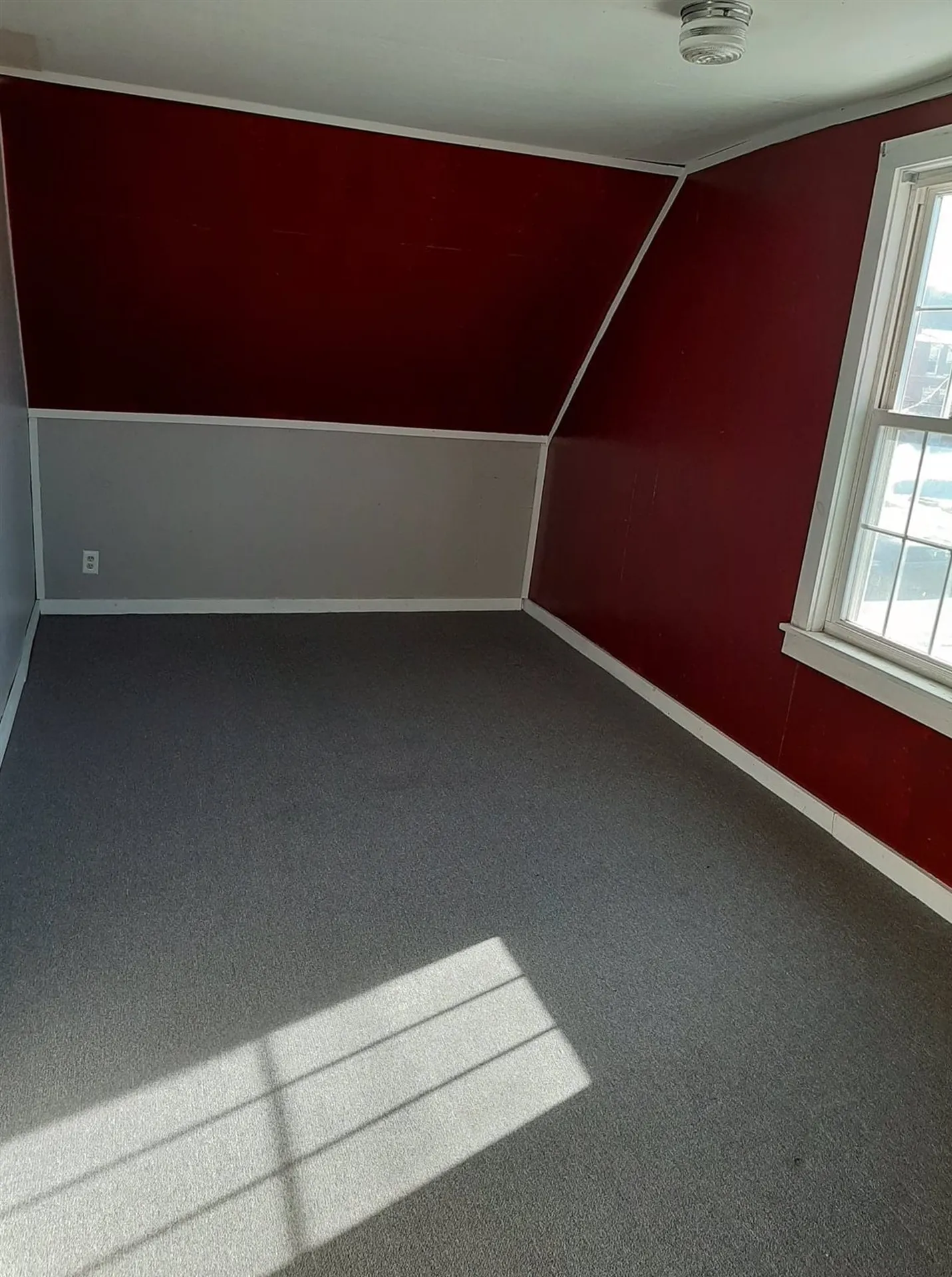 15 Park Street Colebrook NH 03576