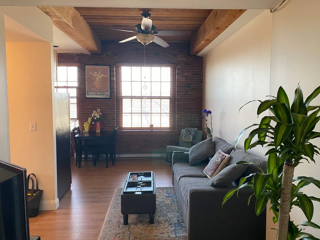 335 Cypress Street Manchester NH 03103
