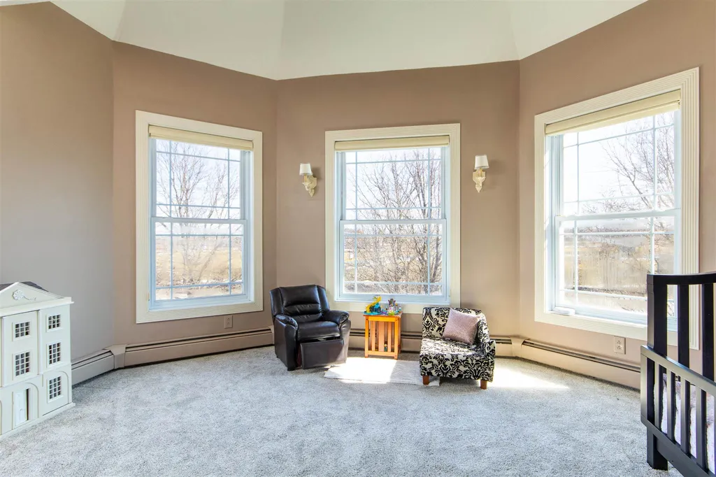 941 Dorset Street South Burlington VT 05403