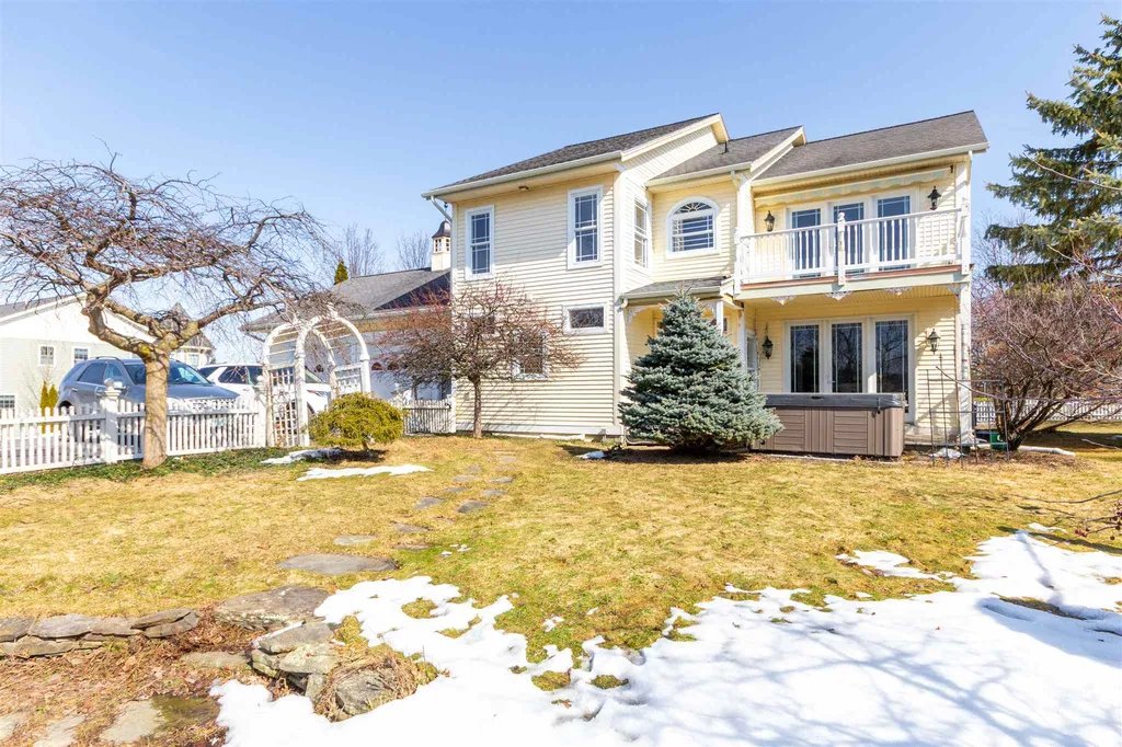 941 Dorset Street South Burlington VT 05403