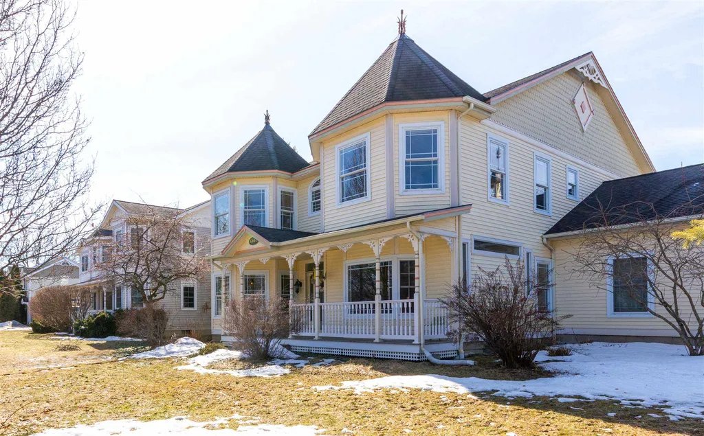 941 Dorset Street South Burlington VT 05403