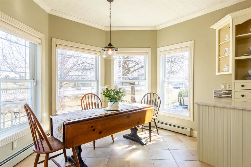 941 Dorset Street South Burlington VT 05403