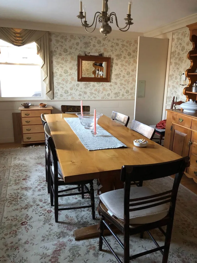 77 Ridge Avenue Claremont NH 03743