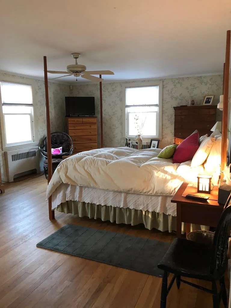 77 Ridge Avenue Claremont NH 03743