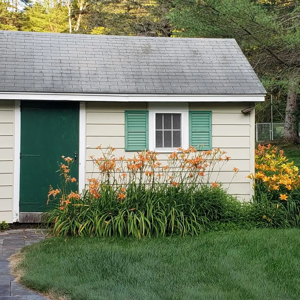77 Ridge Avenue Claremont NH 03743