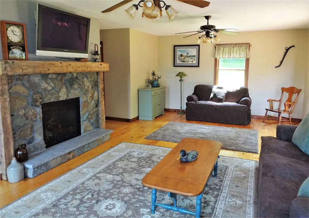 110 Jones Hill Road Enfield NH 03748