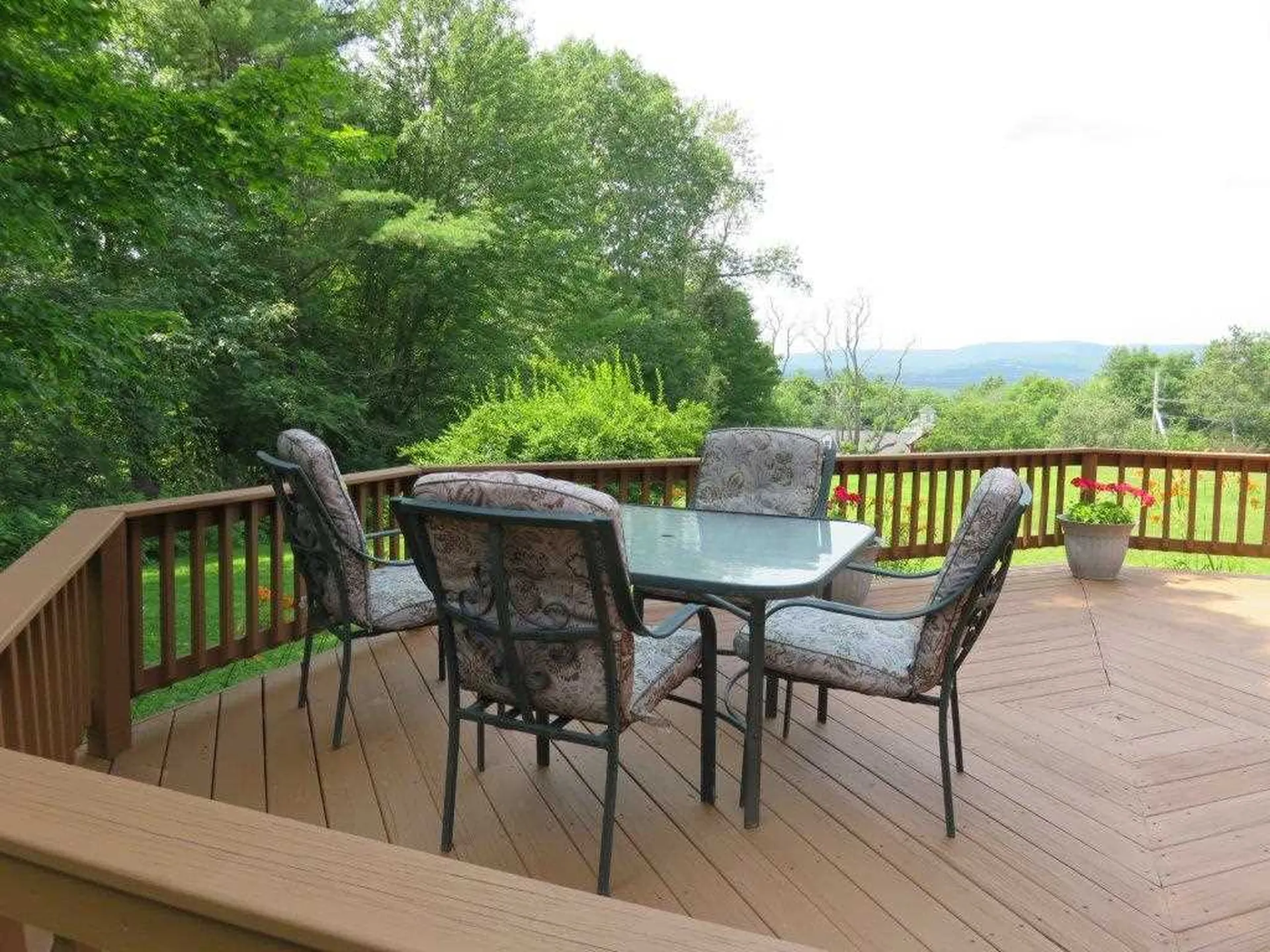 110 Jones Hill Road Enfield NH 03748