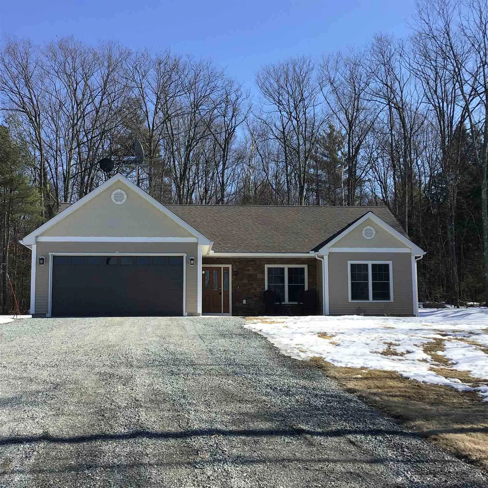 29 Inverness Way Bennington NH 03442