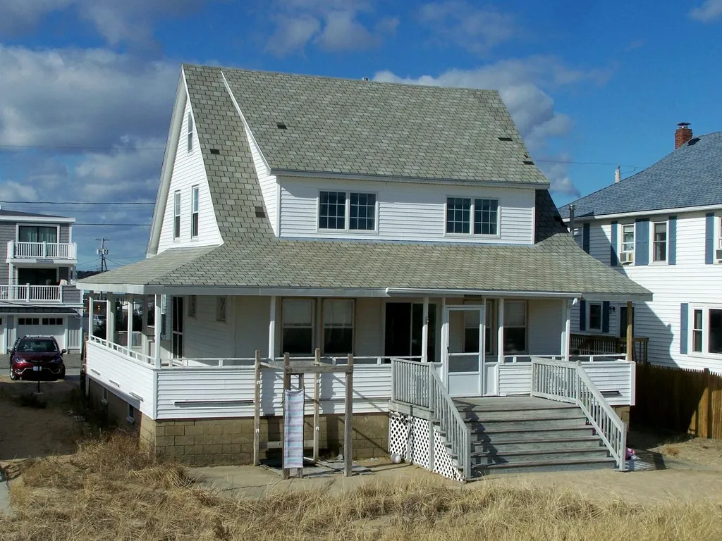 339 Atlantic Avenue Seabrook NH 03874