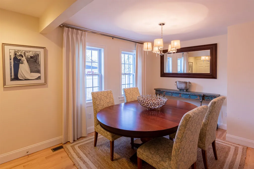 81 Central Road Rye NH 03870