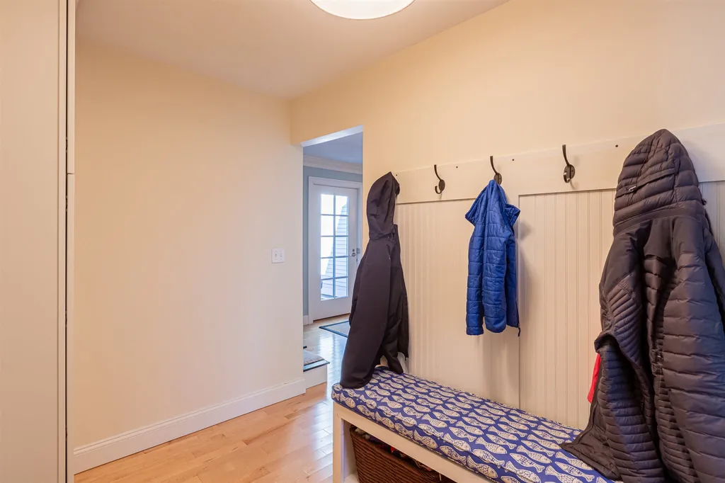 81 Central Road Rye NH 03870