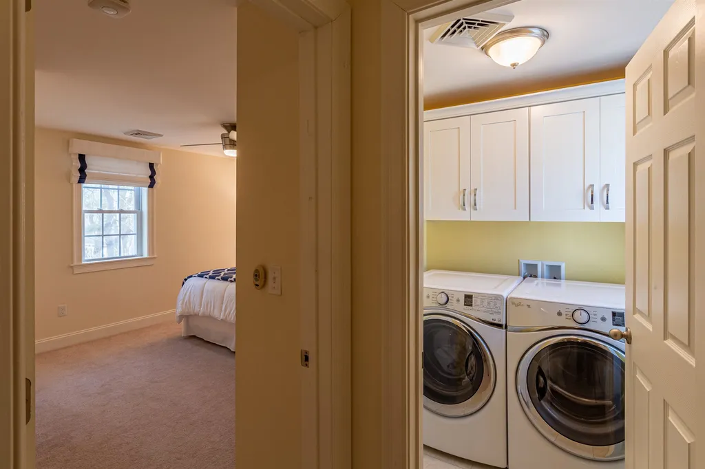 81 Central Road Rye NH 03870