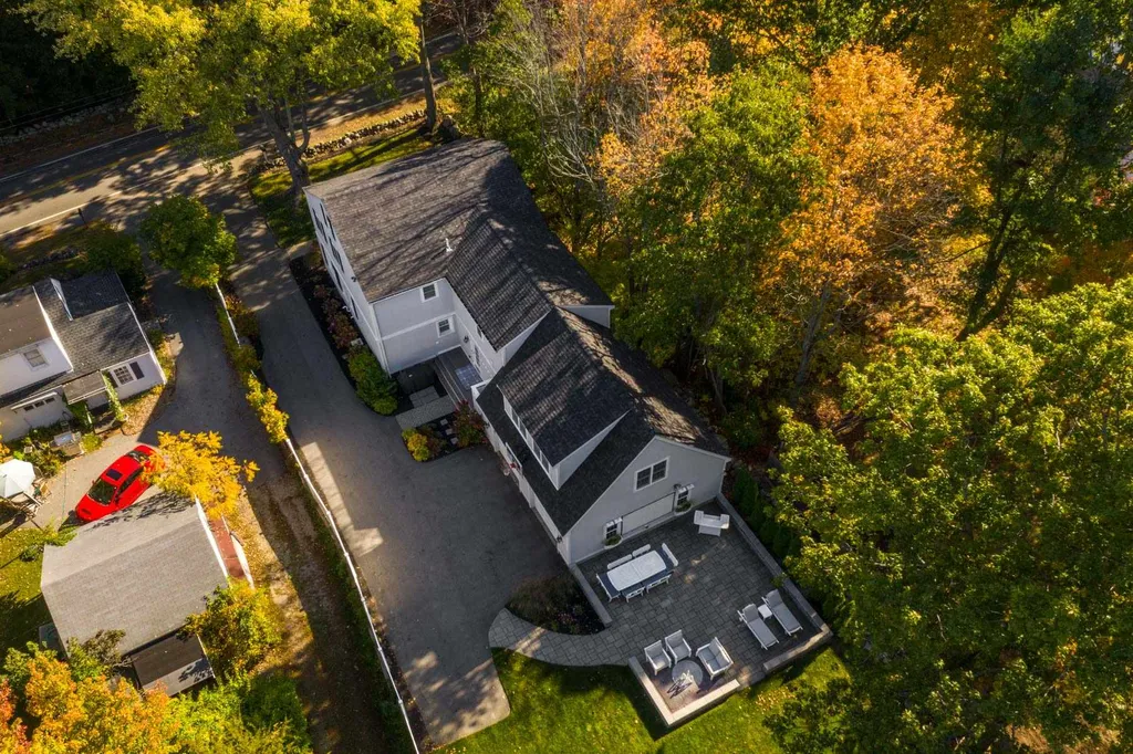 81 Central Road Rye NH 03870