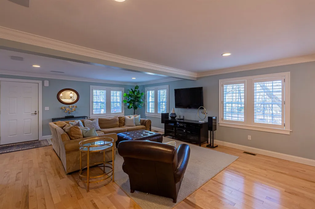 81 Central Road Rye NH 03870