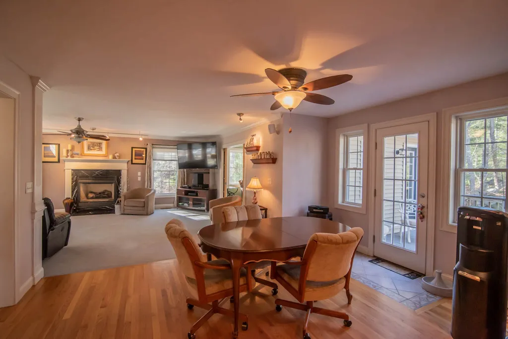 60 Ballard Road Pelham NH 03076