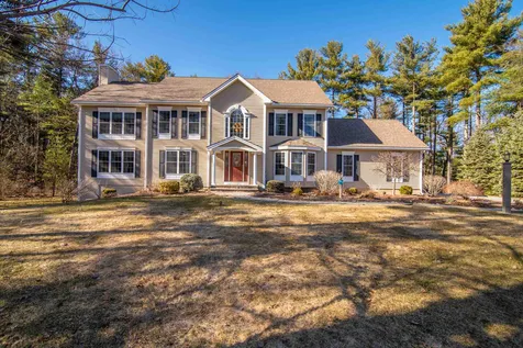 60 Ballard Road Pelham NH 03076