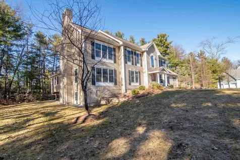 60 Ballard Road Pelham NH 03076