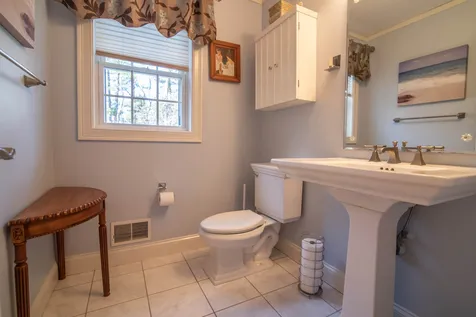 60 Ballard Road Pelham NH 03076