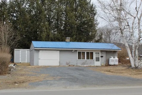 212 Union Street Springfield VT 05156
