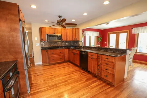 6 Elmer Avenue Hooksett NH 03106