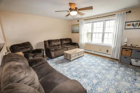6 Elmer Avenue Hooksett NH 03106