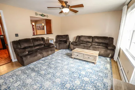 6 Elmer Avenue Hooksett NH 03106
