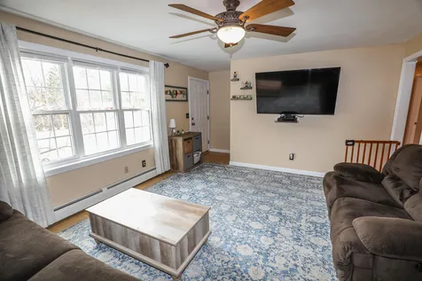 6 Elmer Avenue Hooksett NH 03106