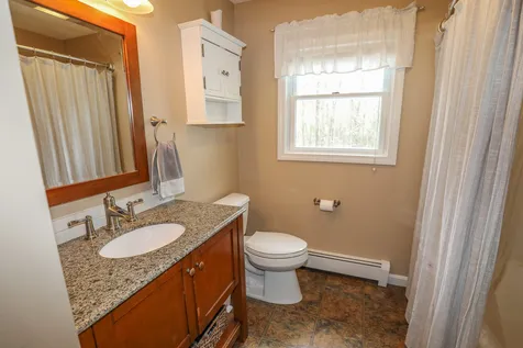 6 Elmer Avenue Hooksett NH 03106
