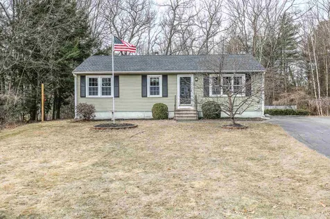 6 Elmer Avenue Hooksett NH 03106
