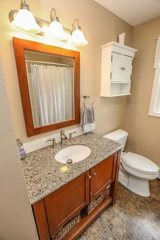6 Elmer Avenue Hooksett NH 03106