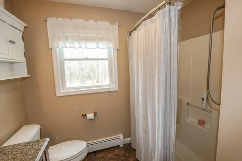 6 Elmer Avenue Hooksett NH 03106
