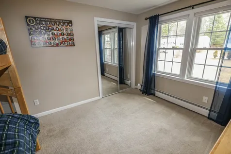 6 Elmer Avenue Hooksett NH 03106