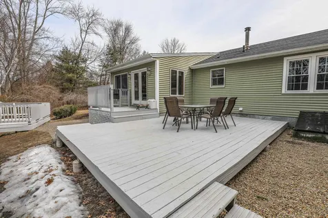 6 Elmer Avenue Hooksett NH 03106