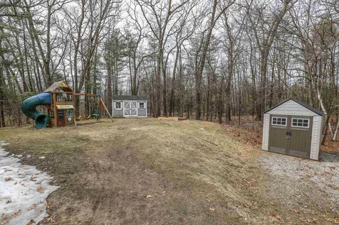 6 Elmer Avenue Hooksett NH 03106