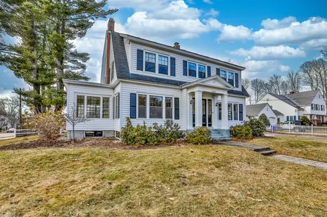 1060 Chestnut Street Manchester NH 03104