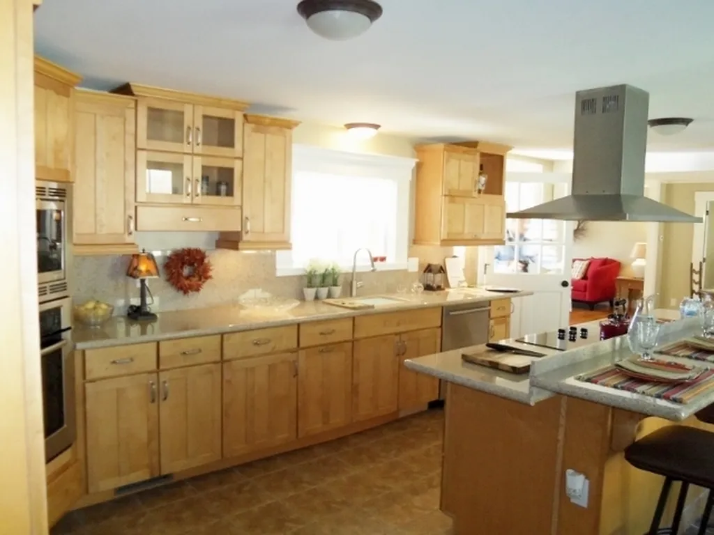 283 Oak Hill Road Concord NH 03301
