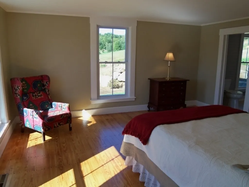 283 Oak Hill Road Concord NH 03301