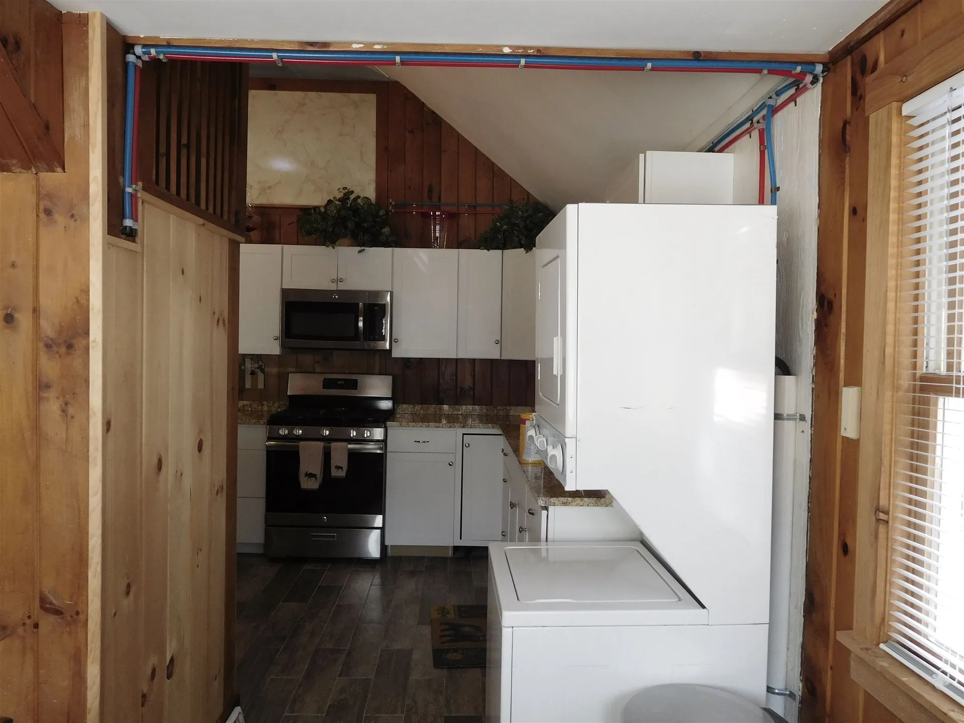14 Beaver Glen Road Hillsborough NH 03244