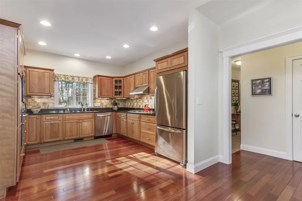 67 Thayer Pond Road Concord NH 03301