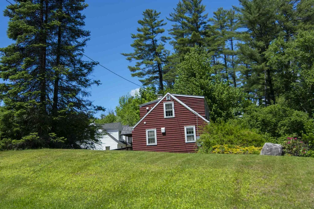 263 Highland Street Plymouth NH 03264