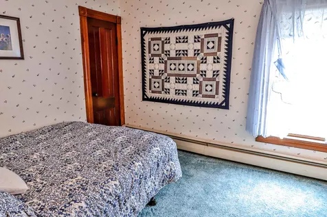 24 Smith Street Ludlow VT 05149