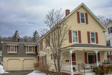 24 Smith Street Ludlow VT 05149