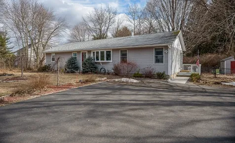 41 Old Rochester Road Dover NH 03820